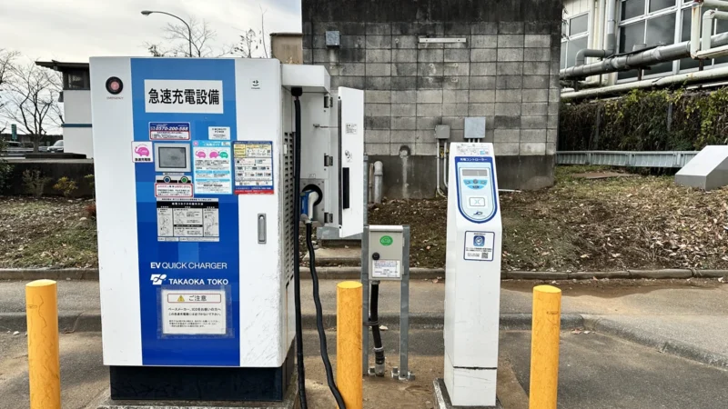 東北自動車道都賀西方PA（下り）のJCN充電器