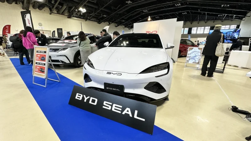 新潟EVフェアでのBYD SEALの展示車両。カラーはオーロラホワイト